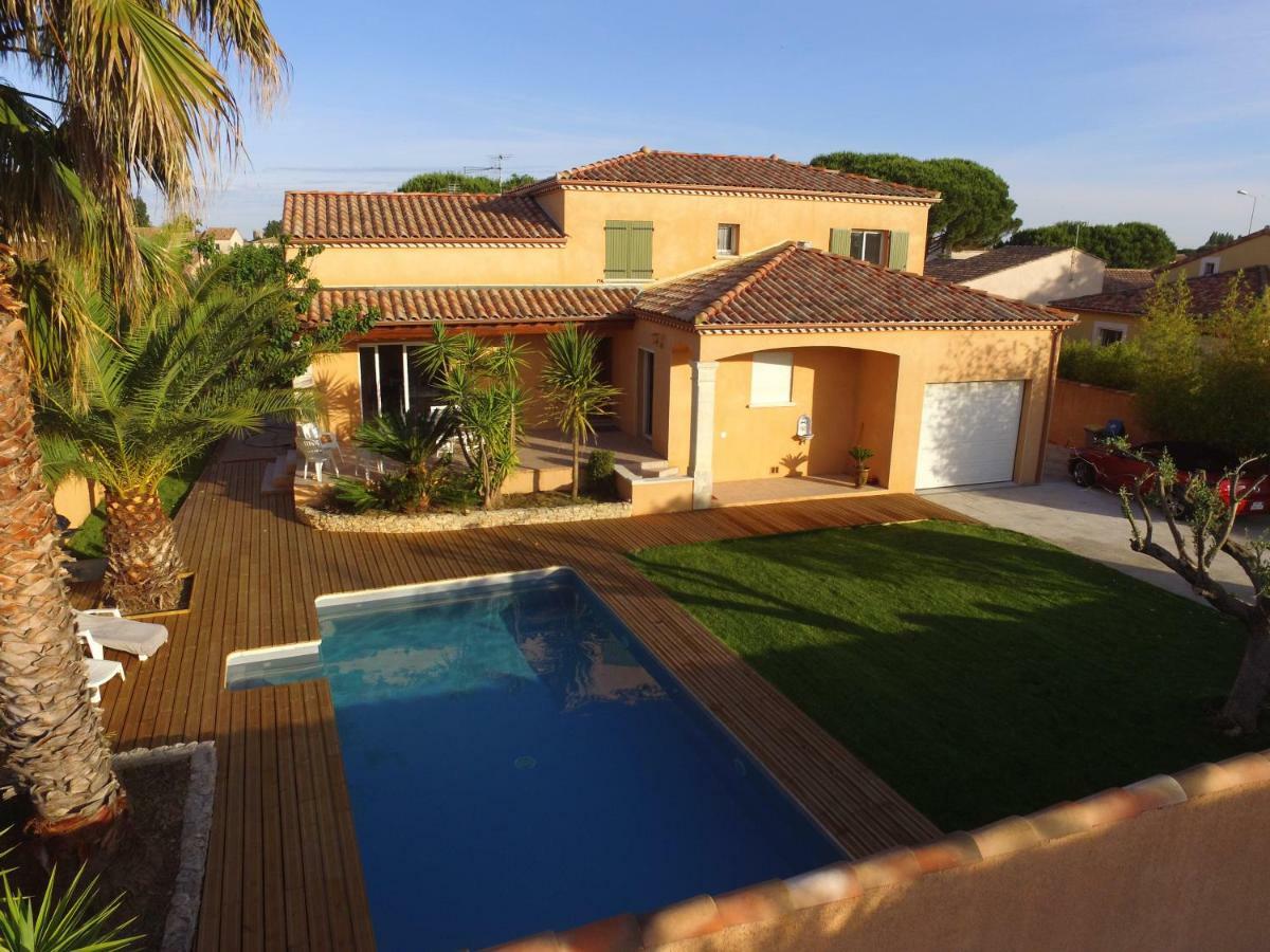Maison Les Pins Айга-Мортас Екстериор снимка